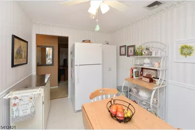 50 Rock Rd #B2, Hawthorne, NJ 07506 - Photo 9