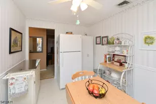 50 Rock Rd, Hawthorne, NJ 07506 - Photo 9