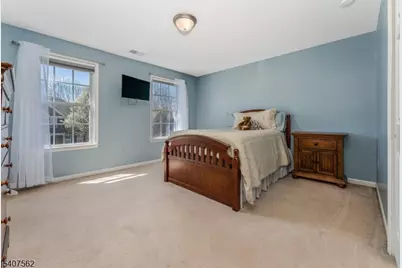 36 Crestview Dr, Clinton Township, NJ 08809 - Photo 25