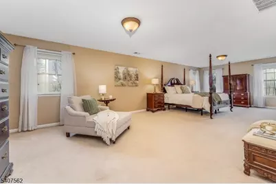 36 Crestview Dr, Clinton Township, NJ 08809 - Photo 21