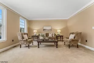 36 Crestview Dr, Clinton Township, NJ 08809 - Photo 7