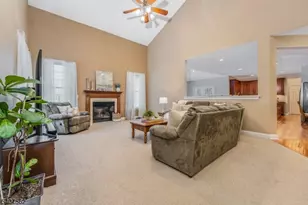 36 Crestview Dr, Clinton Township, NJ 08809 - Photo 11