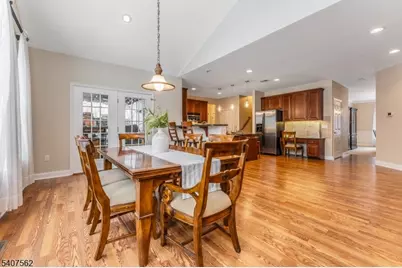 36 Crestview Dr, Clinton Township, NJ 08809 - Photo 17