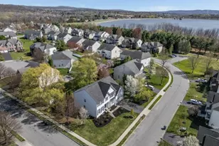 36 Crestview Dr, Clinton Township, NJ 08809 - Photo 35