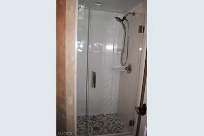 51 Anderson Ave, Totowa, NJ 07512 - Photo 17