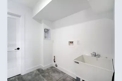 429 Niles St #1, Elizabeth, NJ 07202 - Photo 13