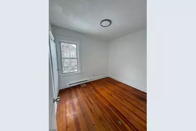 457 21st Ave, Paterson, NJ 07513 - Photo 3