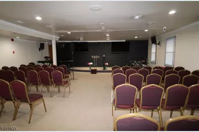 67 Brill St, Newark, NJ 07105 - Photo 11