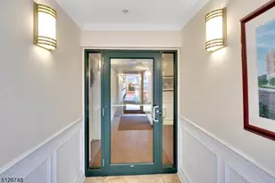 7 Prospect St, Morristown, NJ 07960 - Photo 3