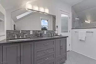 40 Franklin Pl, Montclair, NJ 07042 - Photo 27