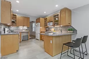 40 Franklin Pl, Montclair, NJ 07042 - Photo 19