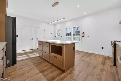 16 Valley View Dr, Rockaway Township, NJ 07866 - Photo 5