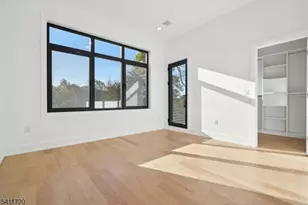 8 Fordham Rd, Livingston, NJ 07039 - Photo 29