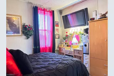 519 Norwood St, East Orange, NJ 07018 - Photo 9