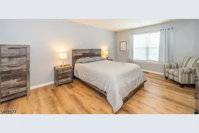 110 Arbor Way, Branchburg Township, NJ 08876 - Photo 11