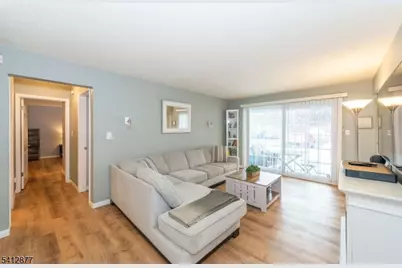 110 Arbor Way, Branchburg Township, NJ 08876 - Photo 5