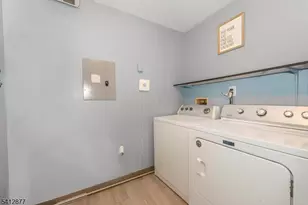 110 Arbor Way, Branchburg Township, NJ 08876 - Photo 15