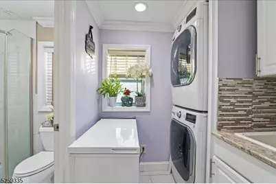 7 Martin St, Paterson, NJ 07501 - Photo 13