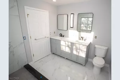 267 Perry Ave, Union Township, NJ 07083 - Photo 29