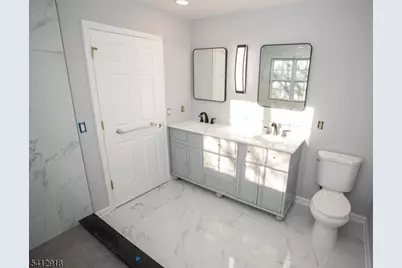 267 Perry Ave, Union Township, NJ 07083 - Photo 29