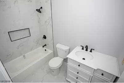 267 Perry Ave, Union Township, NJ 07083 - Photo 35