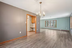 20 Oak St, Vernon, NJ 07422 - Photo 9