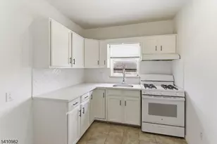 46 W 12th St, Linden, NJ 07036 - Photo 9