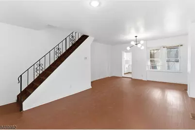 46 W 12th St, Linden, NJ 07036 - Photo 5