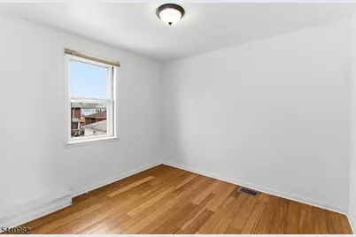 46 W 12th St, Linden, NJ 07036 - Photo 11