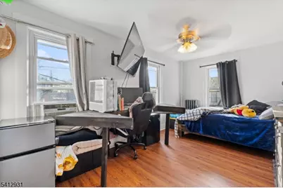 221 E Westfield Ave, Roselle Park, NJ 07204 - Photo 27