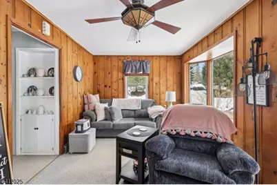 19 Honeyman Pl, Berkeley Heights Township, NJ 07922 - Photo 9