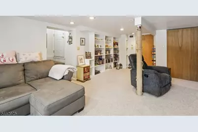 19 Honeyman Pl, Berkeley Heights Township, NJ 07922 - Photo 27