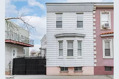 72 Lang St, Newark, NJ 07105 - Photo 1
