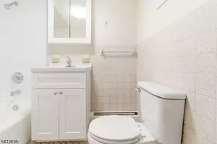 72 Lang St, Newark, NJ 07105 - Photo 9