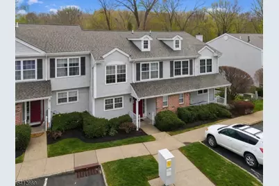 76 Hickory Way, Mount Arlington, NJ 07856 - Photo 3