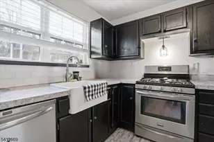 76 Hickory Way, Mount Arlington, NJ 07856 - Photo 7