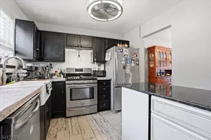 76 Hickory Way, Mount Arlington, NJ 07856 - Photo 9