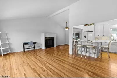 31 Ridge Ct, Cedar Grove, NJ 07009 - Photo 9