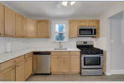 106 Broughton Ave, Bloomfield, NJ 07003 - Photo 21