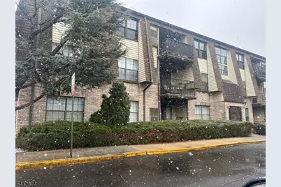 660-672 N Broad St #1C, Elizabeth, NJ 07208 - Photo 3