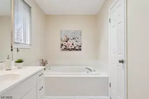 192 Clarken Dr, West Orange Township, NJ 07052 - Photo 17