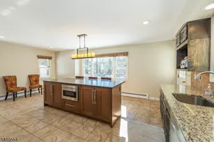 25 Budd St, Randolph Township, NJ 07869 - Photo 13