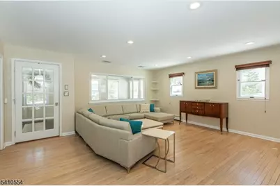 25 Budd St, Randolph Township, NJ 07869 - Photo 5