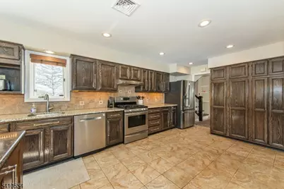 25 Budd St, Randolph Township, NJ 07869 - Photo 15