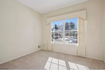 2401 Decatur Ct, Washington Township, NJ 07840 - Photo 33