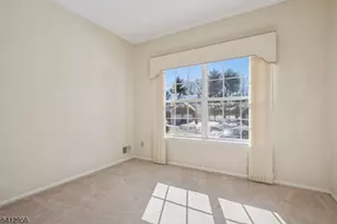 2401 Decatur Ct, Washington Township, NJ 07840 - Photo 33