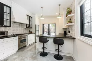 11 Upper Mountain Ave, Montclair, NJ 07042 - Photo 7