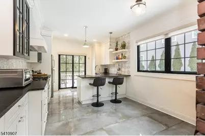 11 Upper Mountain Ave #1, Montclair, NJ 07042 - Photo 11