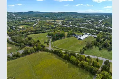 1850 Burnt Mills Rd, Bedminster Township, NJ 07921 - Photo 23