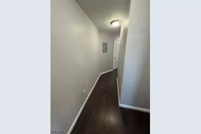 31 Cambridge St, East Orange, NJ 07018 - Photo 3